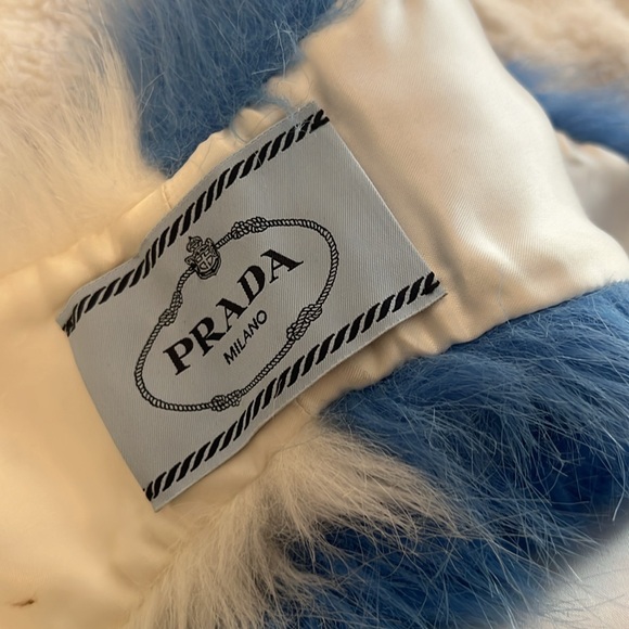 Prada Faux Fur Scarves in White and Blue 55” plus 12” tail like at the end white - Picture 3 of 11